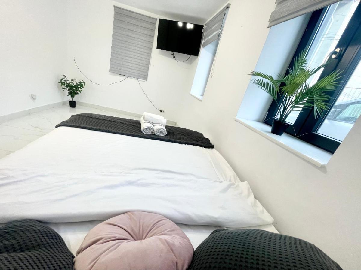 בוקרשט Apollo 1 Apartment מראה חיצוני תמונה